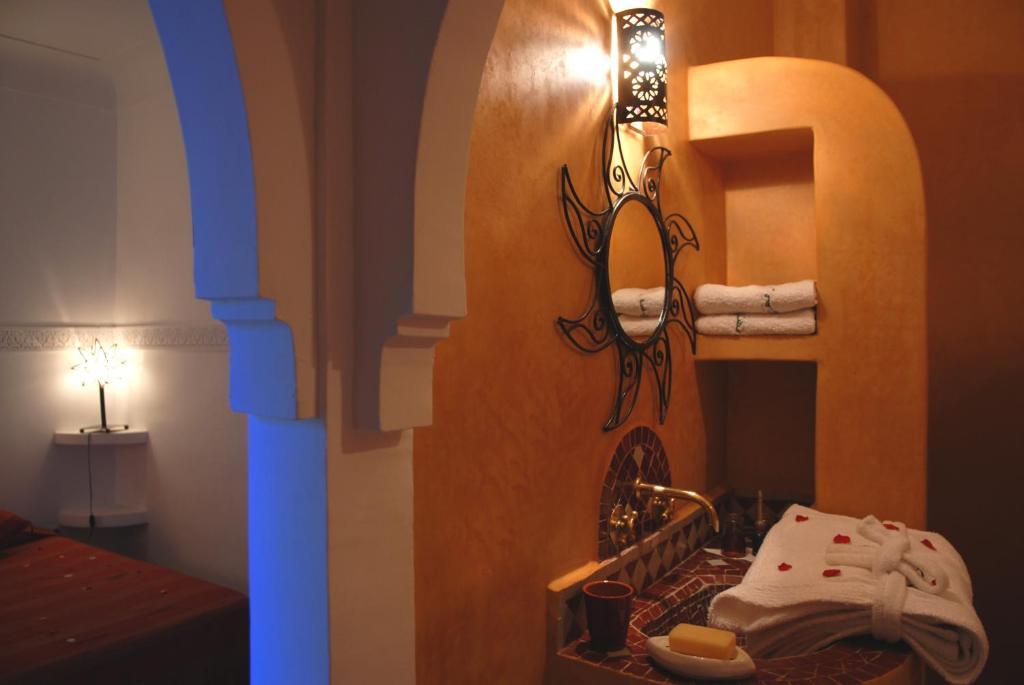 Riad Mehdia Marrakesh Room photo